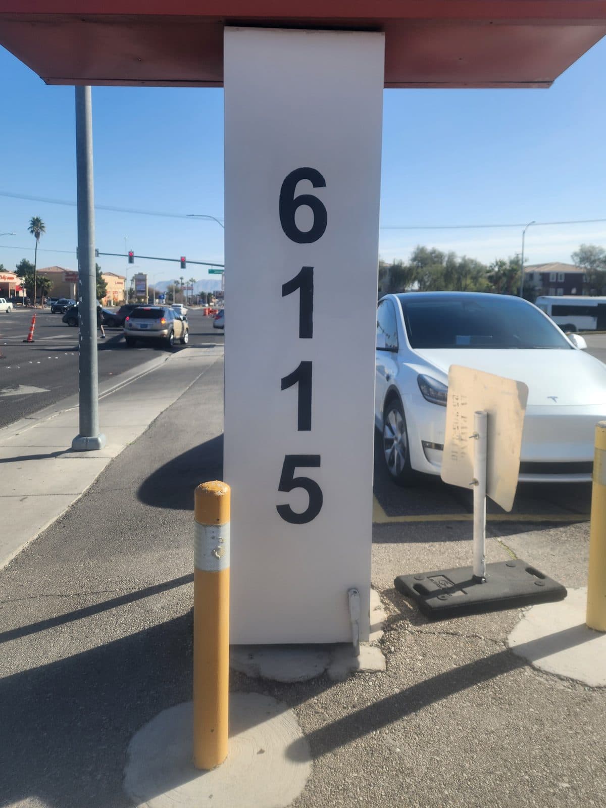 Drive-thru pillar, after